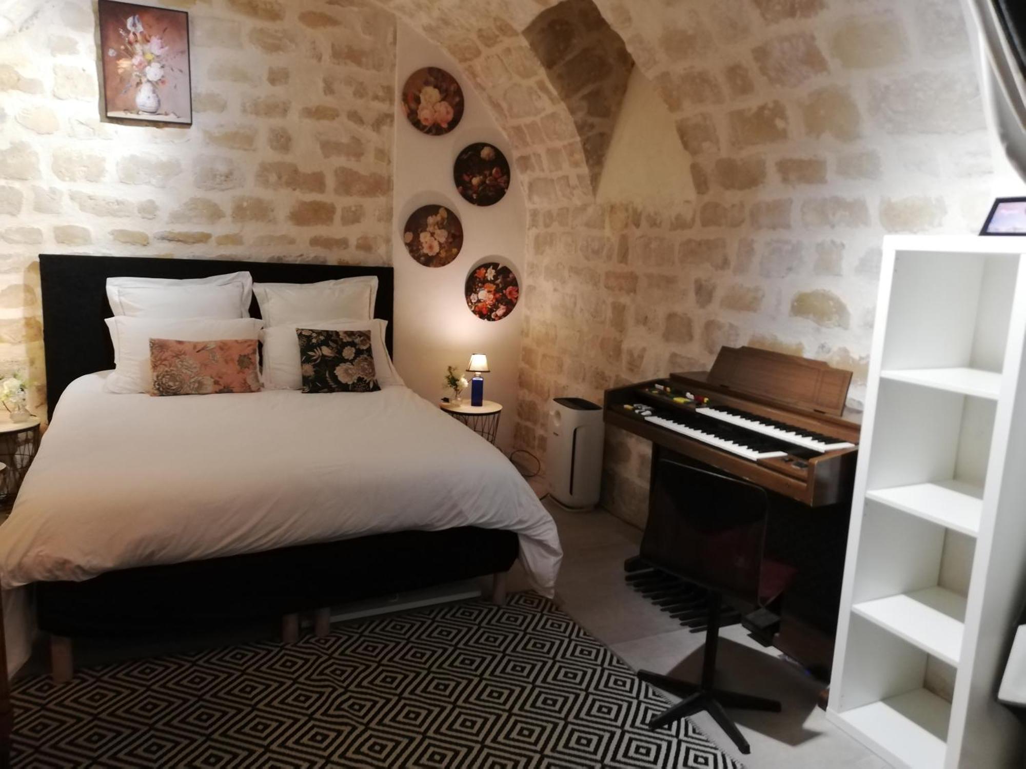 Апартаменты Les Freres Montgolfier - Le Marais - 80 M2 Париж Экстерьер фото